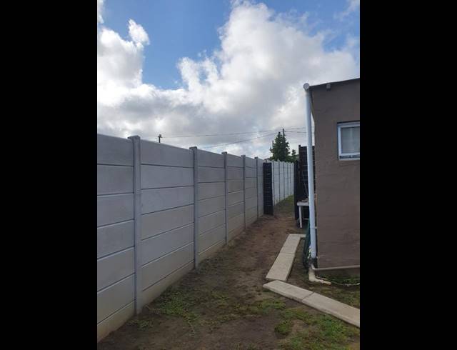 1 BEDROOM HOUSE FOR SALE IN THERONVILLE